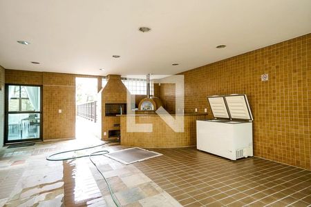 Apartamento à venda com 200m², 4 quartos e 4 vagasÁrea comum - Churrasqueira