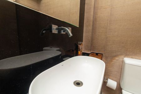 Apartamento à venda com 200m², 4 quartos e 4 vagasLavabo