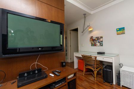 Apartamento à venda com 200m², 4 quartos e 4 vagasSala 2