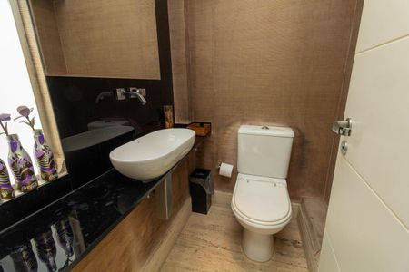 Apartamento à venda com 200m², 4 quartos e 4 vagasLavabo