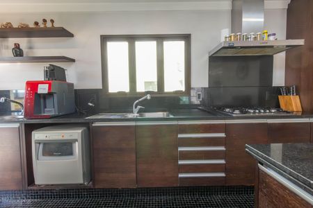 Apartamento à venda com 200m², 4 quartos e 4 vagasCozinha