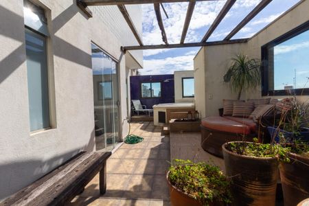 Apartamento à venda com 200m², 4 quartos e 4 vagasVaranda gourmet