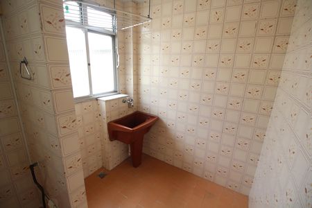 Apartamento para alugar com 60m², 2 quartos e 1 vagaÁrea de Serviço