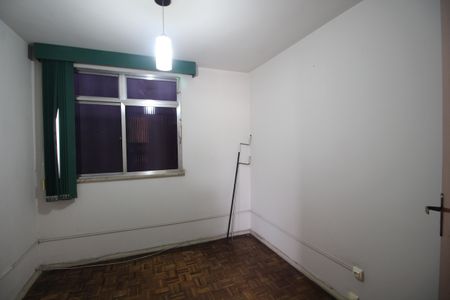 Quarto 1 de apartamento para alugar com 2 quartos, 60m² em Taquara, Rio de Janeiro