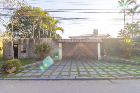 Casa de condomínio para alugar com 900m², 5 quartos e 6 vagas Casa de condomínio para alugar com 900m², 5 quartos e 6 vagasFachada do imóvel