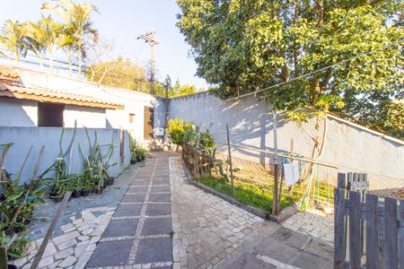 Casa de condomínio para alugar com 900m², 5 quartos e 6 vagas Casa de condomínio para alugar com 900m², 5 quartos e 6 vagasEntrada lateral e canil