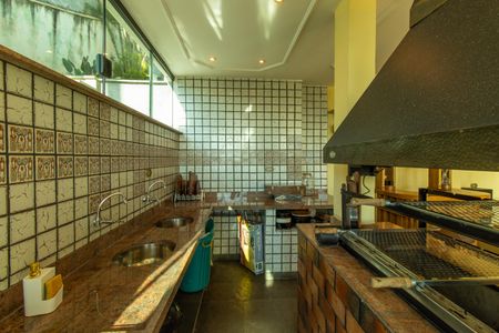 Casa de condomínio para alugar com 900m², 5 quartos e 6 vagas Casa de condomínio para alugar com 900m², 5 quartos e 6 vagasSalão de festas