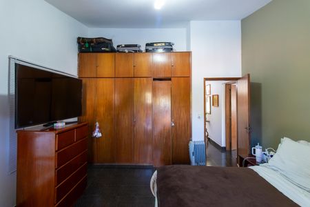 Casa de condomínio para alugar com 900m², 5 quartos e 6 vagas Casa de condomínio para alugar com 900m², 5 quartos e 6 vagasSuíte 1