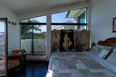 Casa de condomínio para alugar com 900m², 5 quartos e 6 vagas Casa de condomínio para alugar com 900m², 5 quartos e 6 vagasSuíte 3