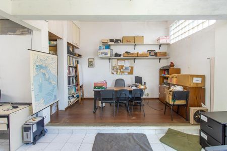 Casa de condomínio para alugar com 900m², 5 quartos e 6 vagas Casa de condomínio para alugar com 900m², 5 quartos e 6 vagasEspaço andar inferior