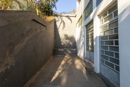 Casa de condomínio para alugar com 900m², 5 quartos e 6 vagas Casa de condomínio para alugar com 900m², 5 quartos e 6 vagasÁrea externa