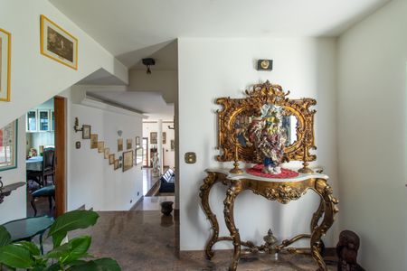 Casa de condomínio para alugar com 900m², 5 quartos e 6 vagas Casa de condomínio para alugar com 900m², 5 quartos e 6 vagasSala