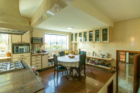 Casa de condomínio para alugar com 900m², 5 quartos e 6 vagas Casa de condomínio para alugar com 900m², 5 quartos e 6 vagasCozinha