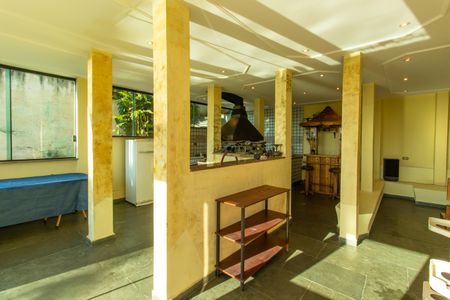 Casa de condomínio para alugar com 900m², 5 quartos e 6 vagas Casa de condomínio para alugar com 900m², 5 quartos e 6 vagasSalão de festas