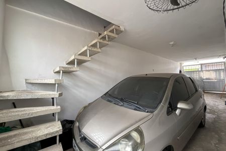 Casa à venda com 80m², 2 quartos e 2 vagas Casa à venda com 80m², 2 quartos e 2 vagasGaragem