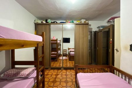 Casa à venda com 80m², 2 quartos e 2 vagas Casa à venda com 80m², 2 quartos e 2 vagasQuarto 1