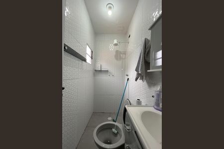 Casa à venda com 80m², 2 quartos e 2 vagas Casa à venda com 80m², 2 quartos e 2 vagasBanheiro 2