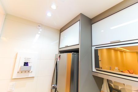 Apartamento à venda com 52m², 2 quartos e 1 vaga Apartamento à venda com 52m², 2 quartos e 1 vagaCozinha