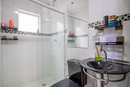 Casa à venda com 350m², 3 quartos e 4 vagasBanheiro da Suíte 2