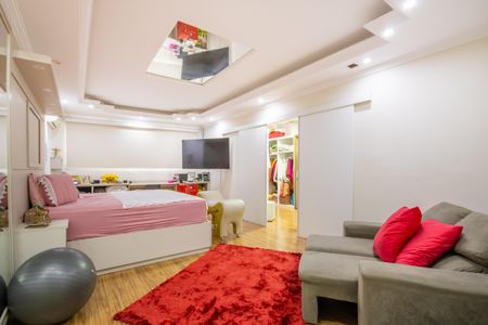 Casa à venda com 350m², 3 quartos e 4 vagasSuíte 1