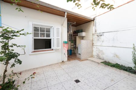 Casa para alugar com 200m², 3 quartos e 2 vagasQuintal