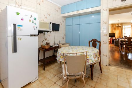 Casa para alugar com 200m², 3 quartos e 2 vagasCozinha