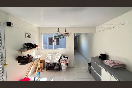 Casa à venda com 200m², 3 quartos e 2 vagasÁrea de Serviço