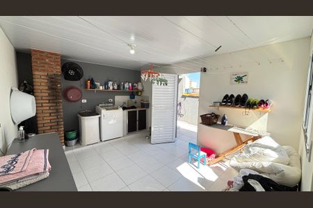 Casa à venda com 200m², 3 quartos e 2 vagasÁrea de Serviço