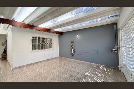 Casa à venda com 200m², 3 quartos e 2 vagasGaragem