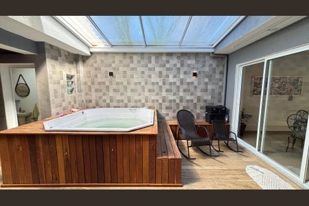 Casa à venda com 200m², 3 quartos e 2 vagasQuintal - Area de Lazer