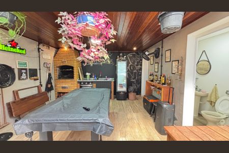 Casa à venda com 200m², 3 quartos e 2 vagasQuintal - Area de Lazer