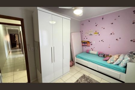 Casa à venda com 200m², 3 quartos e 2 vagasQuarto 2