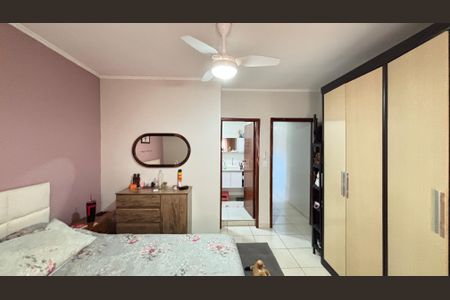 Casa à venda com 200m², 3 quartos e 2 vagasSuite