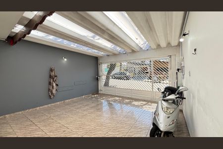 Casa à venda com 200m², 3 quartos e 2 vagasGaragem