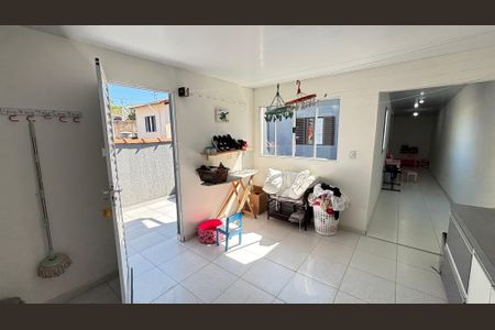 Casa à venda com 200m², 3 quartos e 2 vagasÁrea de Serviço