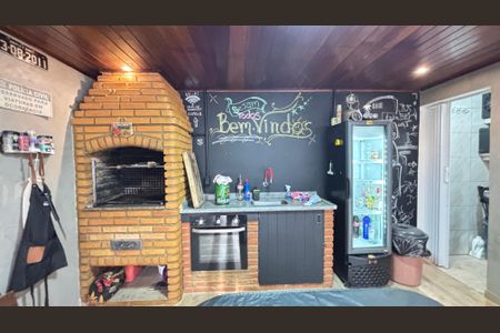 Casa à venda com 200m², 3 quartos e 2 vagasQuintal - Area de Lazer