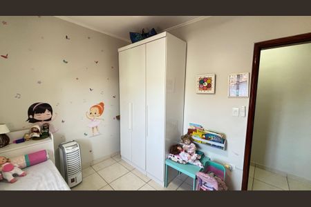 Casa à venda com 200m², 3 quartos e 2 vagasQuarto 1