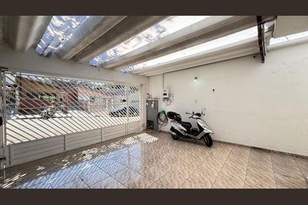 Casa à venda com 200m², 3 quartos e 2 vagasGaragem