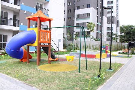 Apartamento à venda com 35m², 2 quartos e sem vagaÁrea comum - Playground