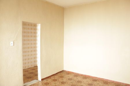 Casa para alugar com 95m², 2 quartos e sem vagaSala