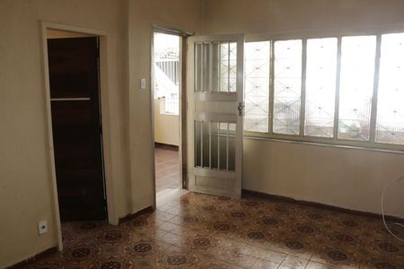 Casa para alugar com 95m², 2 quartos e sem vagaSala