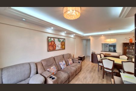 Apartamento à venda com 96m², 3 quartos e 2 vagasSala