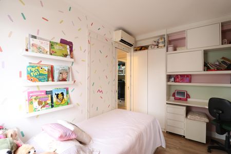 Apartamento à venda com 96m², 3 quartos e 2 vagasQuarto 2