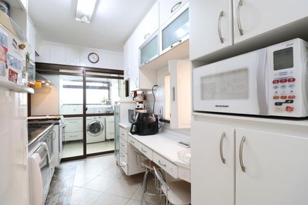 Apartamento à venda com 96m², 3 quartos e 2 vagasCozinha