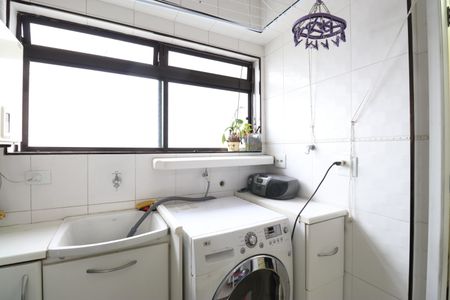 Apartamento à venda com 96m², 3 quartos e 2 vagasÁrea e quarto de Serviço