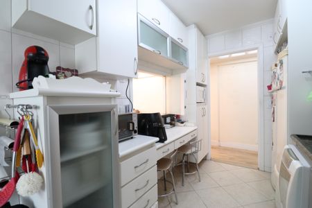 Apartamento à venda com 96m², 3 quartos e 2 vagasCozinha
