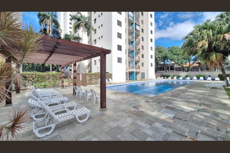 Apartamento à venda com 96m², 3 quartos e 2 vagasÁrea comum - Piscina