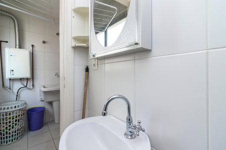 Apartamento para alugar com 110m², 3 quartos e 2 vagasBanheiro de Serviço