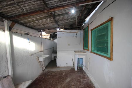 Casa para alugar com 38m², 1 quarto e 1 vaga Casa para alugar com 38m², 1 quarto e 1 vagaÁrea Área de Serviço