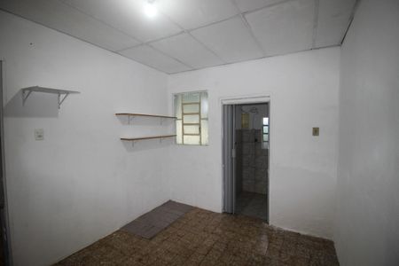 Quarto de casa para alugar com 1 quarto, 38m² em Vila Haro, Sorocaba